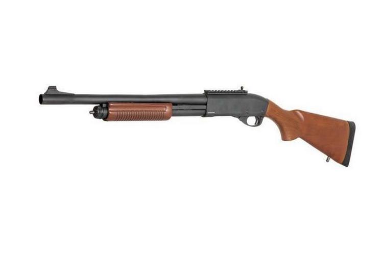 8870 gas shotgun - wooden stock