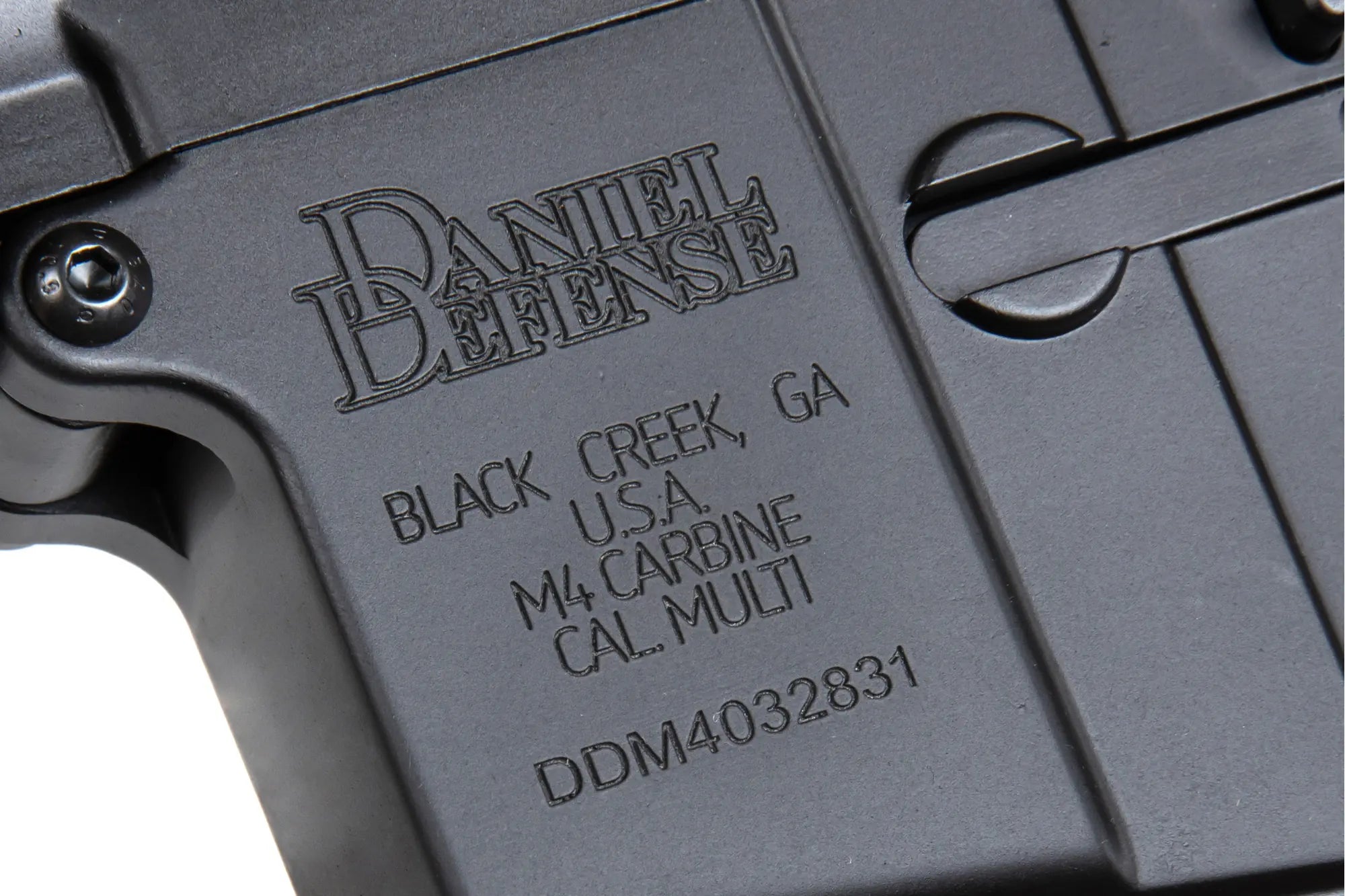 Daniel Defense® SA-E28 RISIII 14.5'' EDGE™ HAL ETU™ sähköase - musta