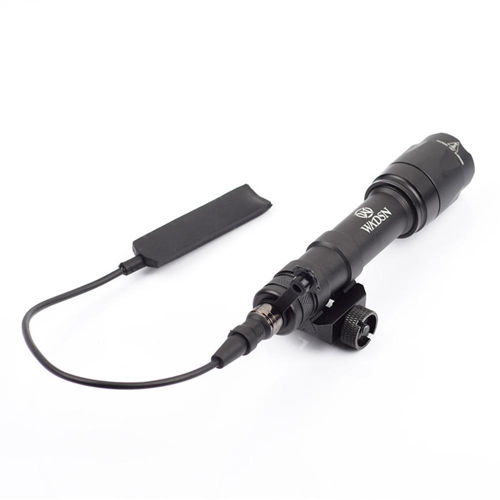 WADSN M600C SCOUT asevalo, 2 kytkintä - musta