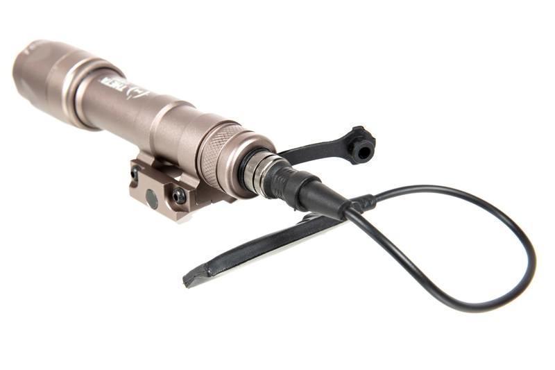 T600C weapon light - Dark Earth