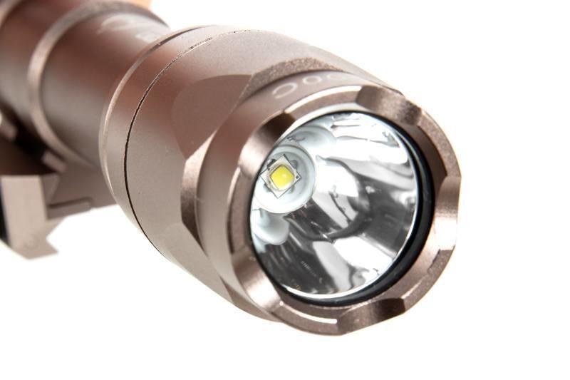 T600C weapon light - Dark Earth