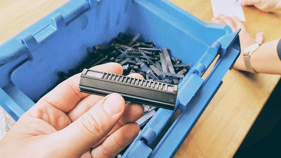 19 steel tooth piston