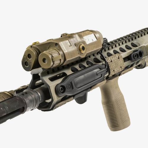 M-LOK remote switch mounting plate