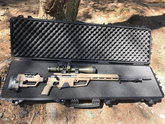 XL Hard Case, kovamuovinen aselaukku - musta