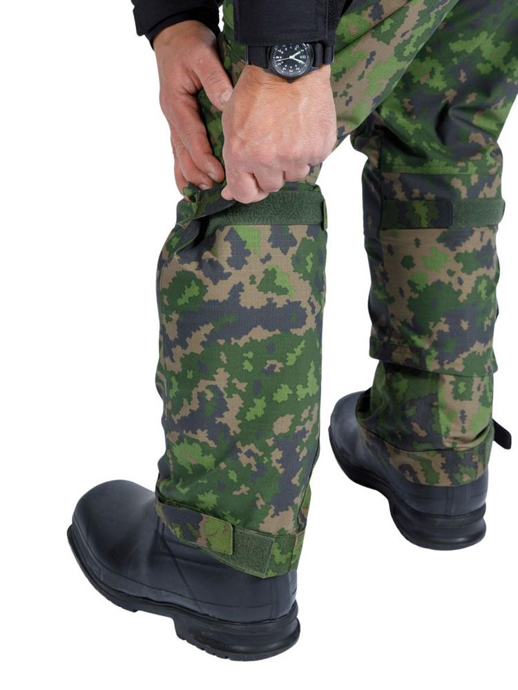 Combat trousers, forest pattern