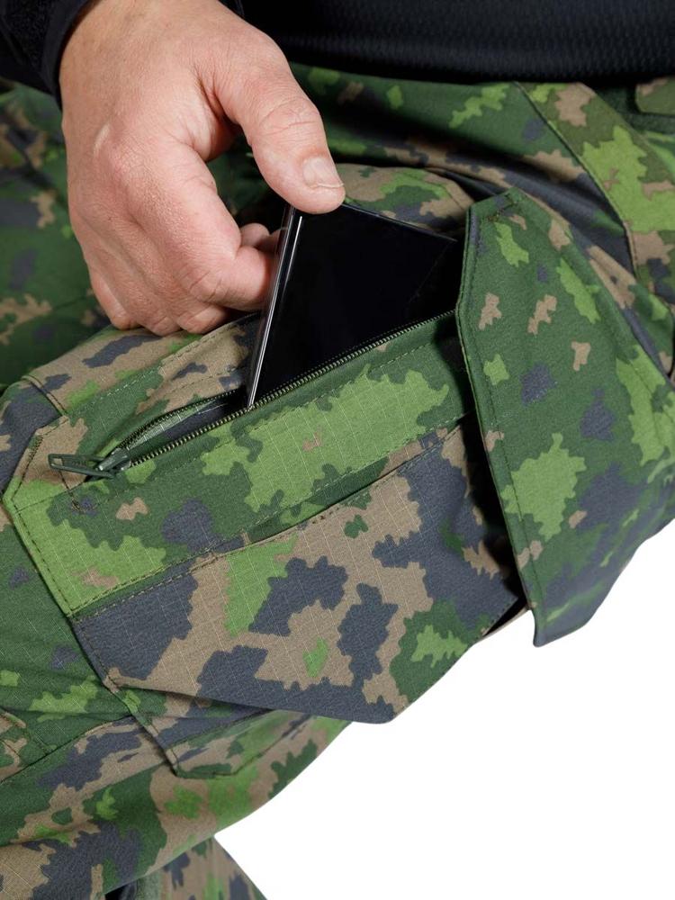 Combat trousers, forest pattern