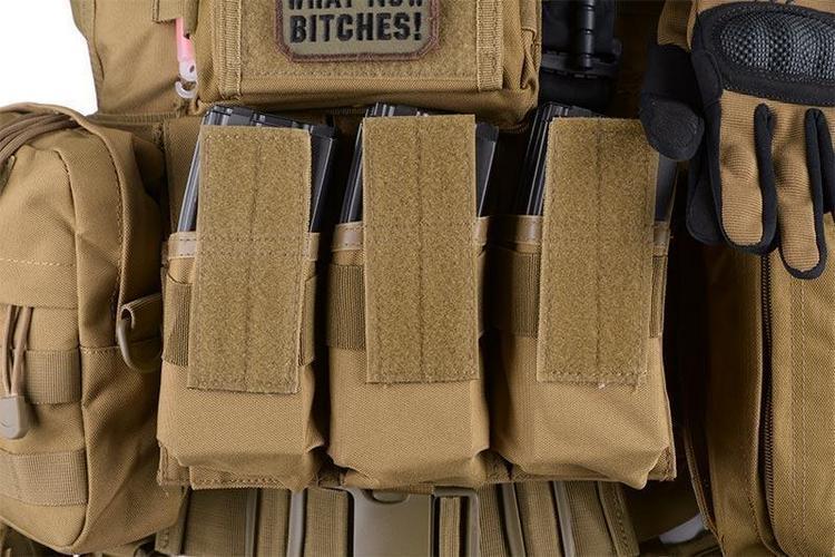 GFC Tactical M4/M16 triplatasku, MOLLE-yhteensopiva -  OD
